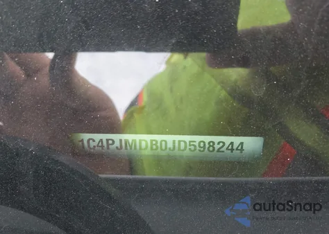 2018 Jeep Cherokee Limited 4X4 из США, поврежденный, VIN 1C4PJMDB0JD598244